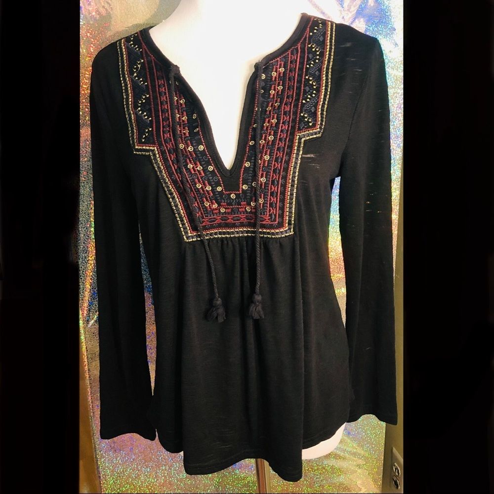 Black Shirt with embroidered chest